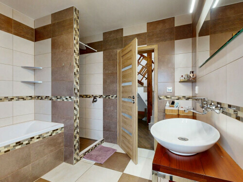 Prodej rodinného domu 124 m², pozemek 549 m²